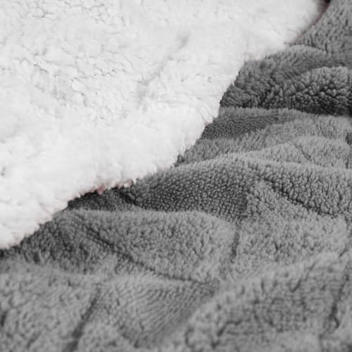 Superior Fleece Reversible Lattice Blanket, Decorative Blankets for Bedroom, Sofa, Fuzzy, Plush, Fluffy, Soft, Cute Room Decor, Beautiful Cover, Comfort Essentials, Nuuk Collection, Throw, Platinum